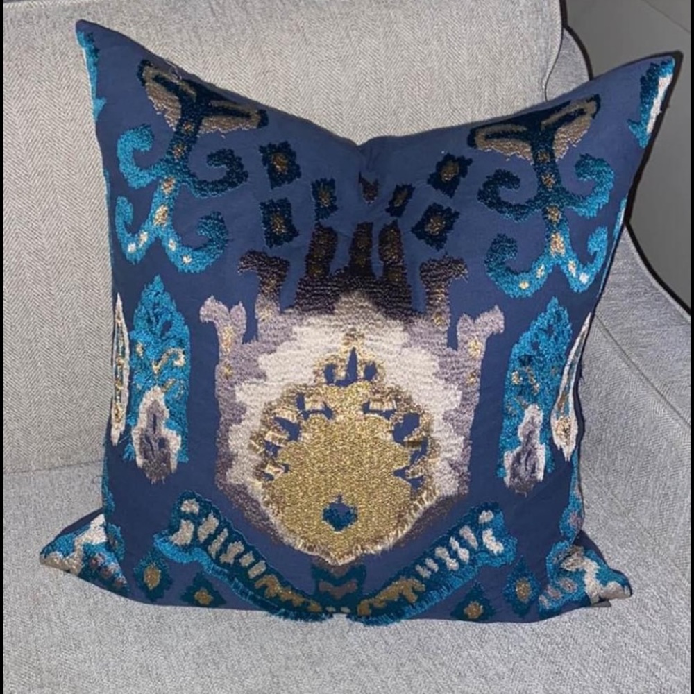 Decorative Throw Pillow